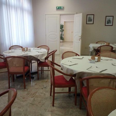 Hotel San Lorenzo Pegognaga Екстериор снимка