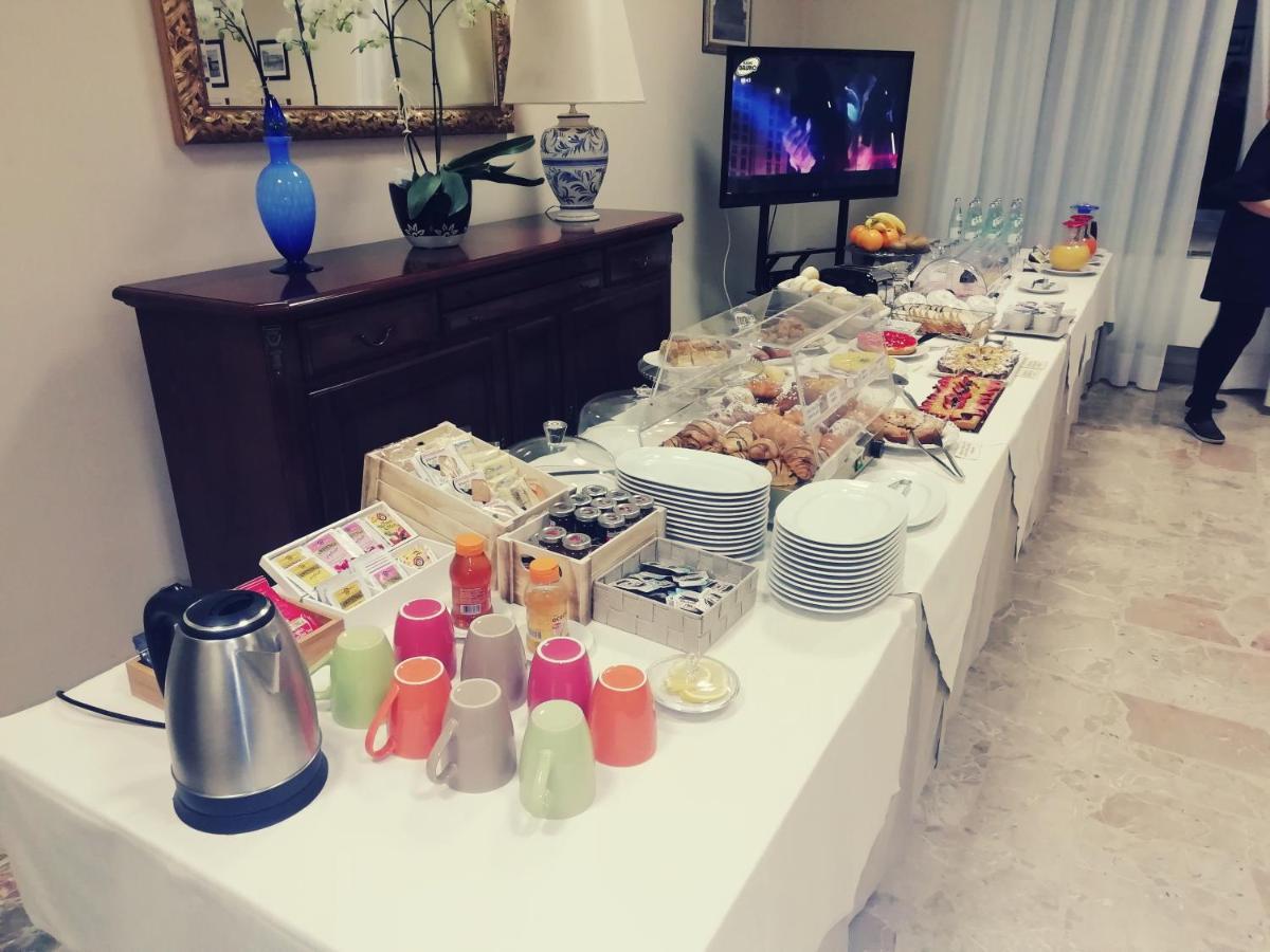Hotel San Lorenzo Pegognaga Екстериор снимка