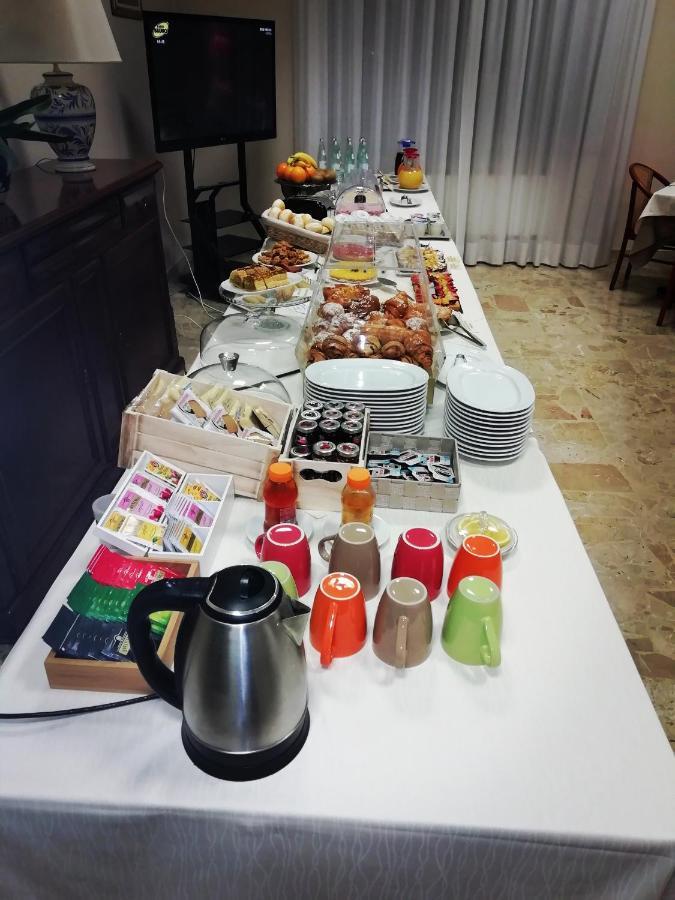 Hotel San Lorenzo Pegognaga Екстериор снимка